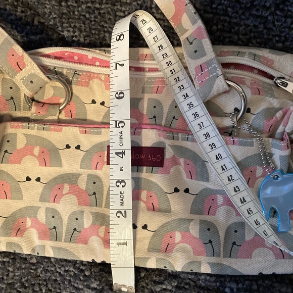 Bungalow 360 Elephant Canvas Satchel - Picture 11 of 12